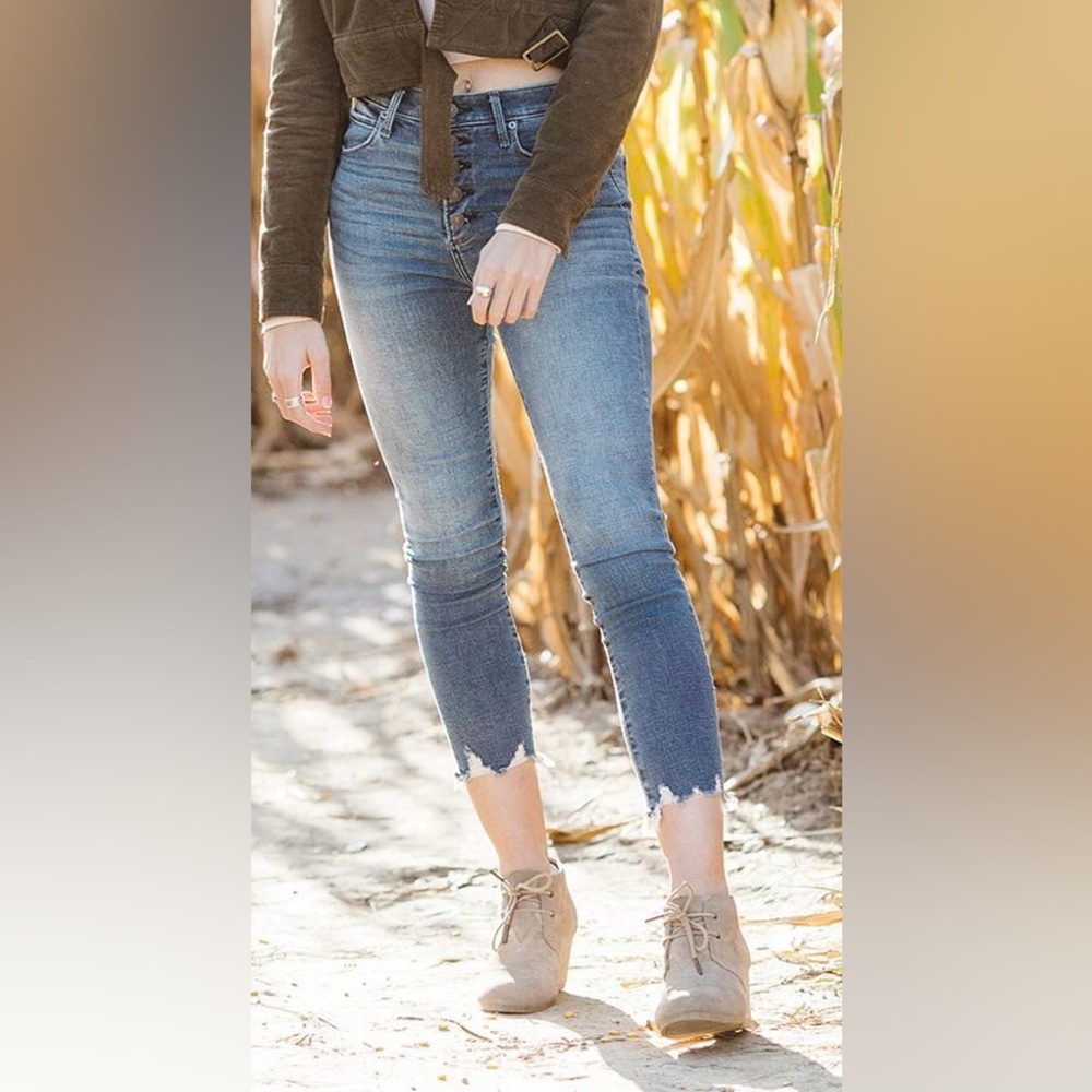 Abercrombie and Fitch High Rise Ankle Jeans